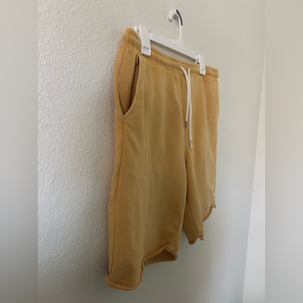 Quiksilver Men’s Tan Drawstring Sweat Shorts Size Large Casual Lounge - Picture 2 of 9